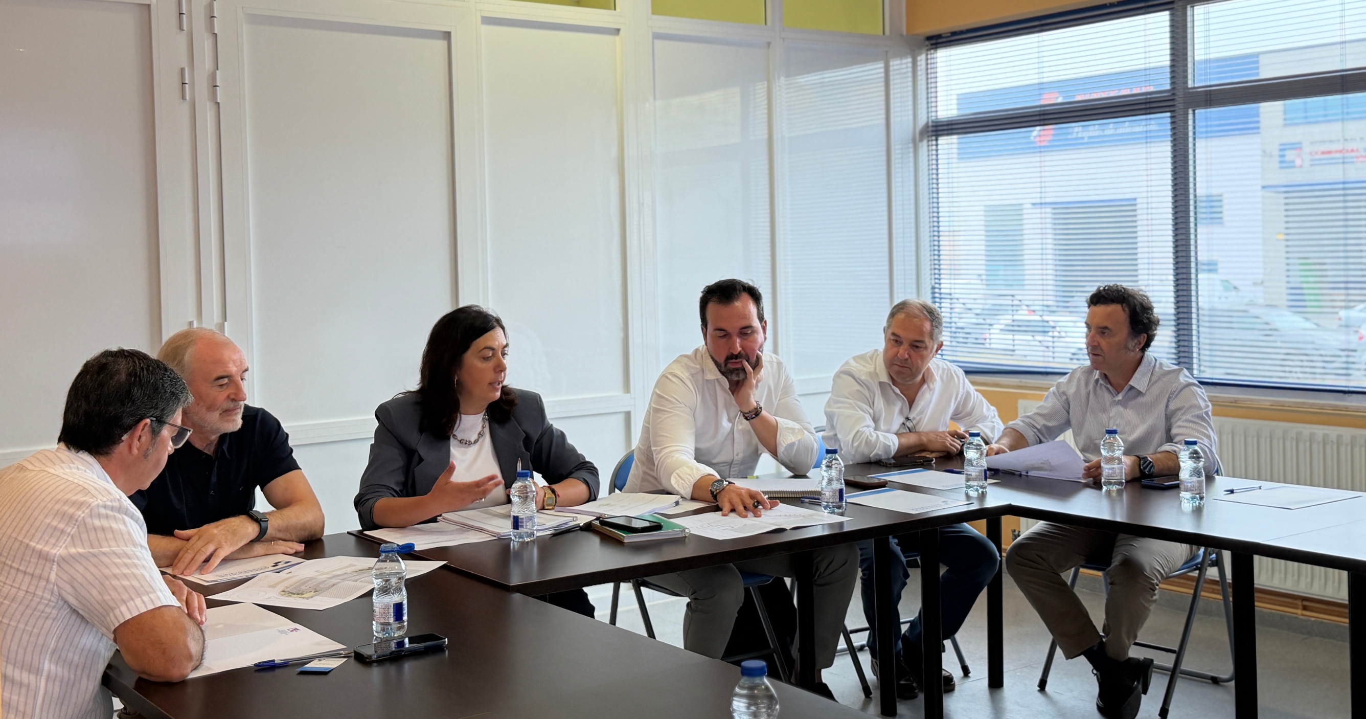 Primera reunión de la Asociación de Empresarios de 